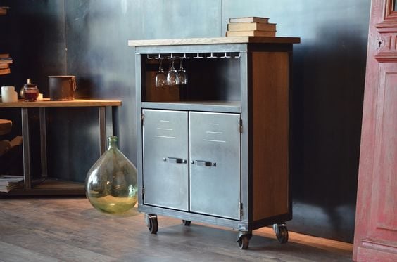 Bar cabinet