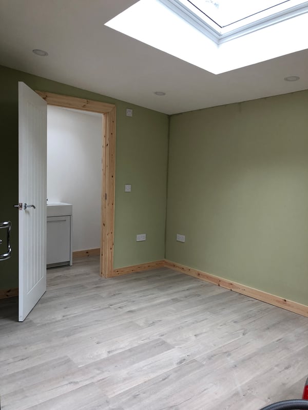 Garden room with separate toilet and wash basin